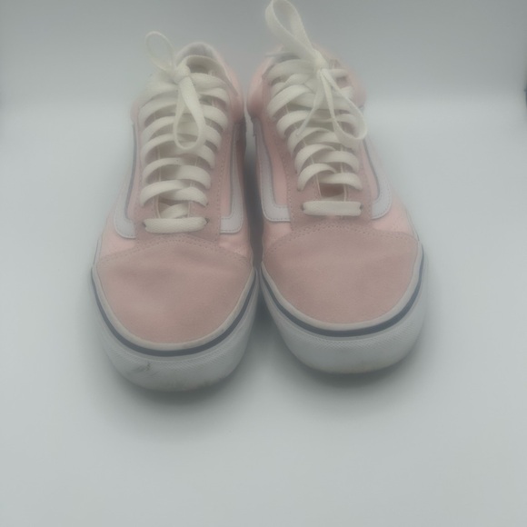 Vans sneakers preowned and gently used! - Picture 7 of 8